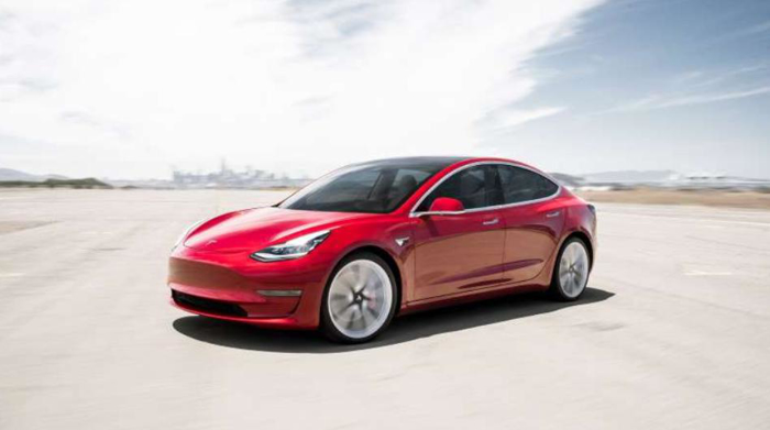 电动汽车，黑科技，前瞻技术，热点车型，智能手机盗窃Model 3,特斯拉免钥匙门禁,窃贼破解Model 3
