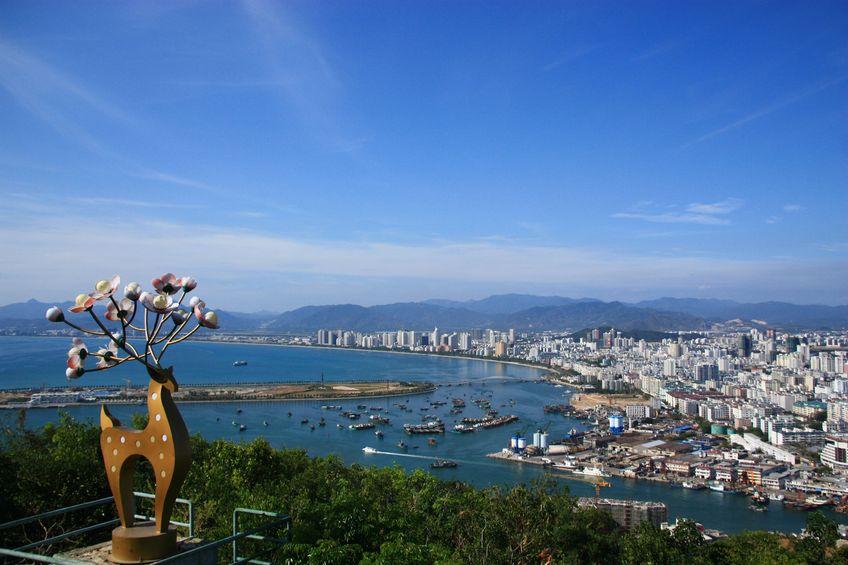 海南：正研究自由贸易港的政策和制度体系