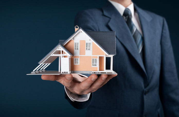 窗口指导+罚单 监管严控银行违规“输血”房地产