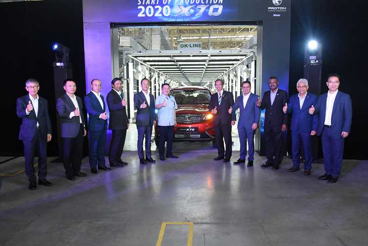 吉利汽车与马来西亚宝腾合作车型X70实现本土化生产