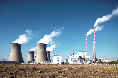 相关部门和地方支持企业复工复产：坚定信心 攻克难关