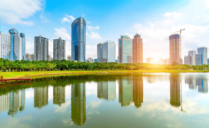 利好政策频发 企业合作相继落地 海南自贸港建设如火如荼