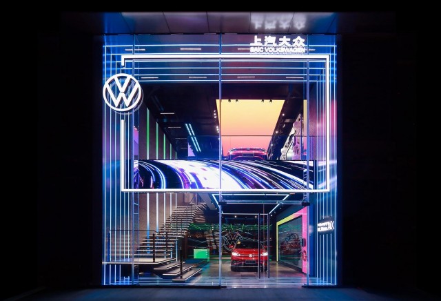 09.全新BMW i3内饰.jpg