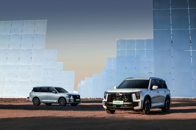 1238355303366590.jpg 02.jpg