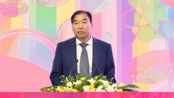 邱银富：从钢铁之城到甜蜜之地，打造特色消费新生态