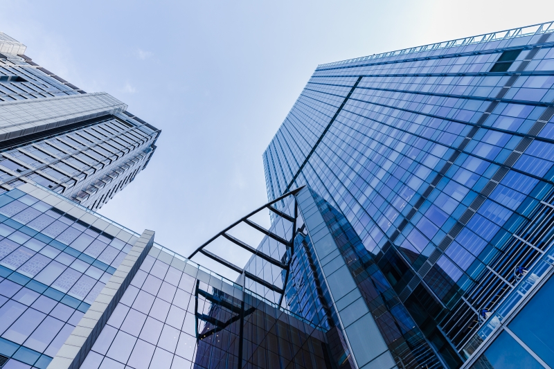 智控赋能绿色转型：工控设备行业引领制造低碳智能化