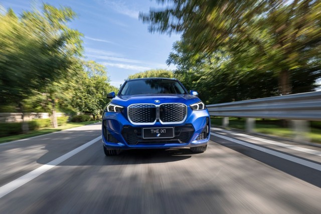 01.创新纯电动BMW iX1.jpg